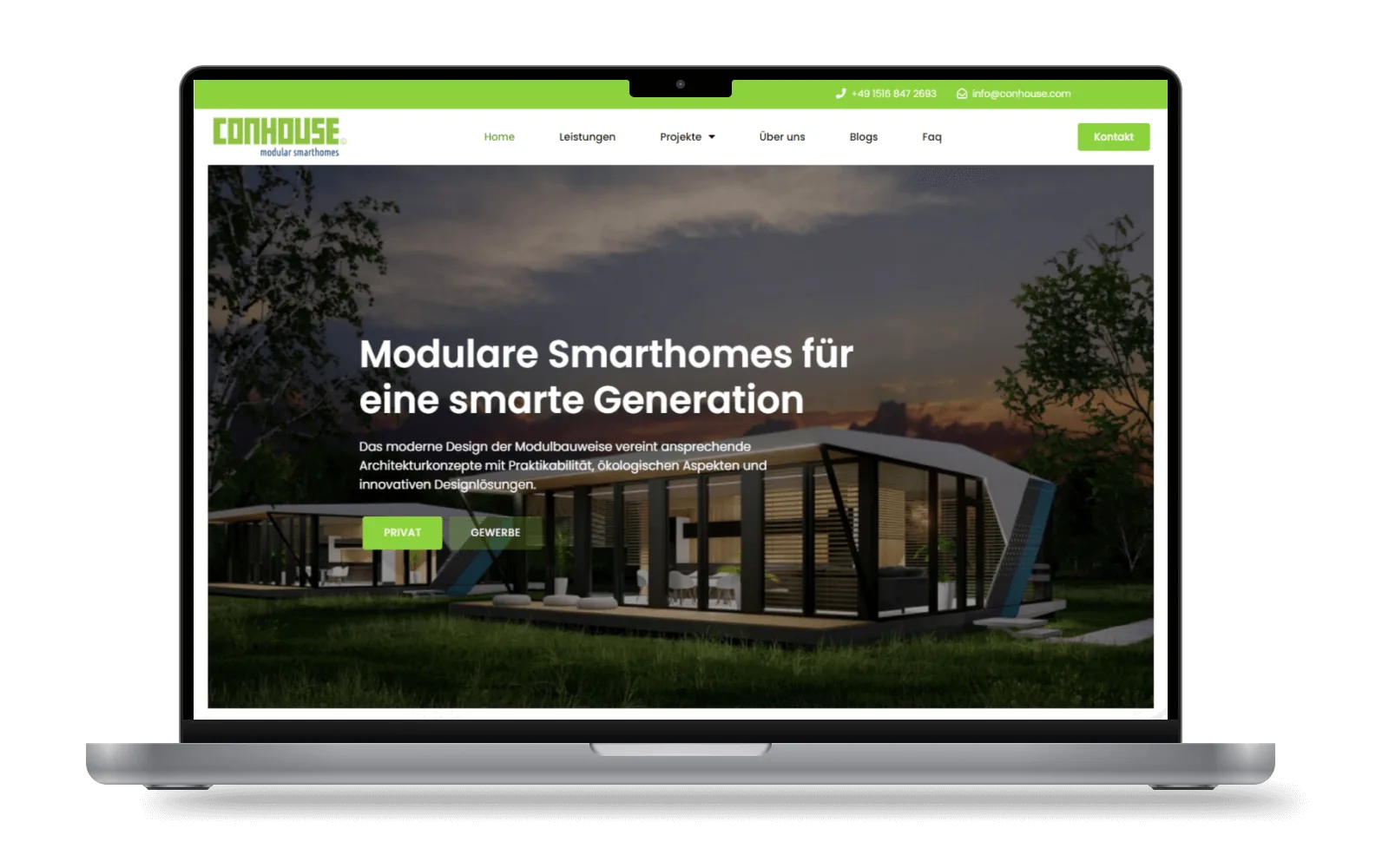 Die Website von CONHOUSE Modulbau-Technologie auf einem Laptop
