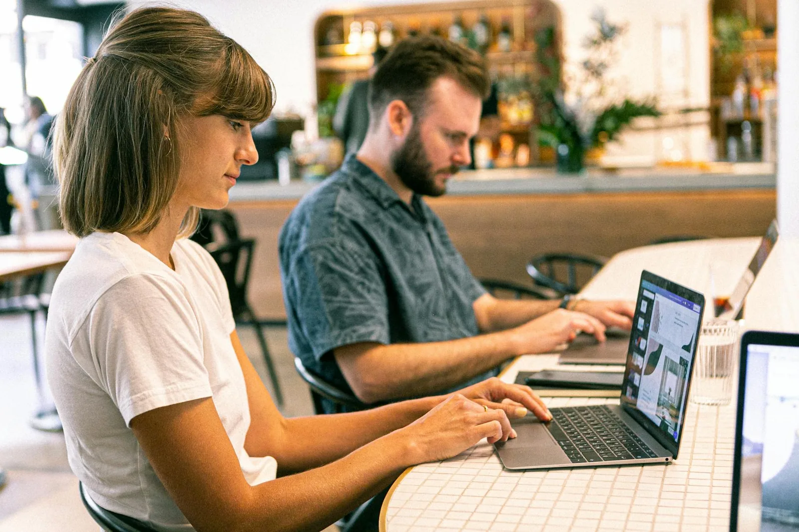 Von der Webagentur zum SaaS-Unternehmen: Skalierungsstrategien für Digitalagenturen